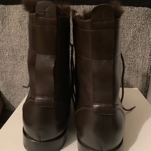 Brown Yves Saint Laurent boots - Picture 4 of 6